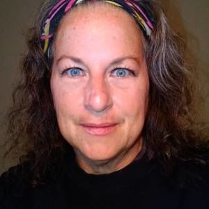 Meet your Posher, Lorraine